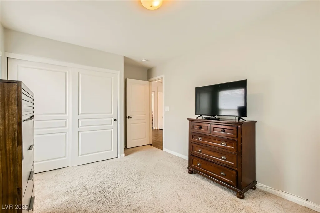 6655 Little Owl, North Las Vegas, NV 89084