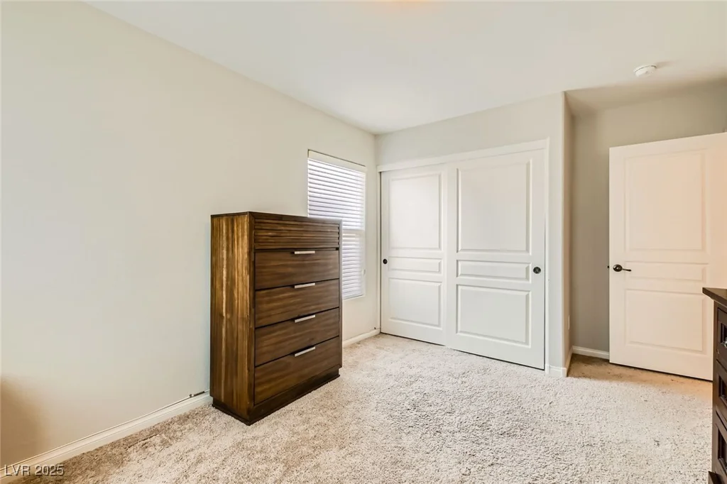 6655 Little Owl, North Las Vegas, NV 89084
