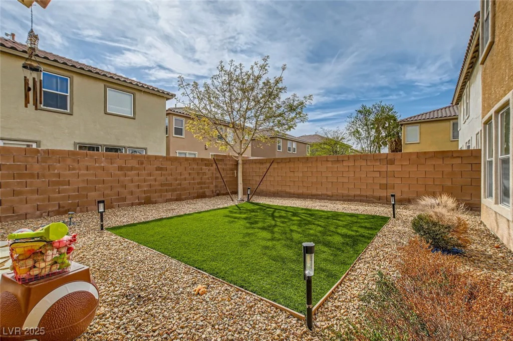 6655 Little Owl, North Las Vegas, NV 89084
