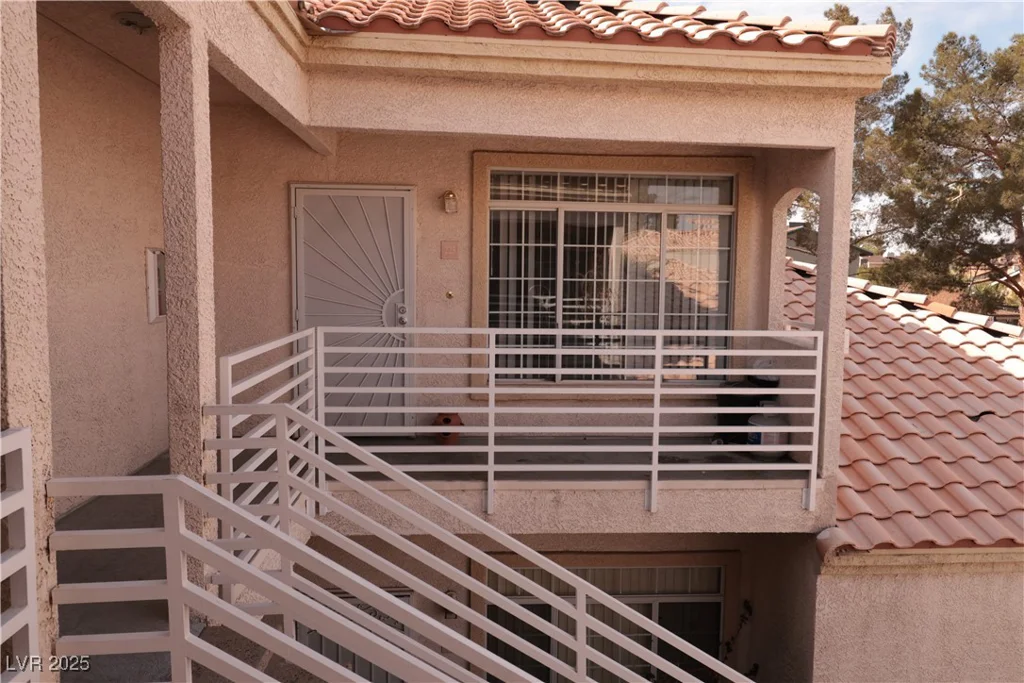 1900 Torrey Pines, Las Vegas, NV 89108