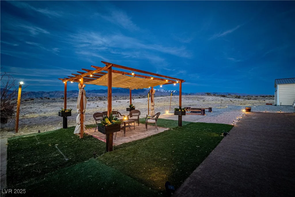 6220 H S, Pahrump, NV 89061