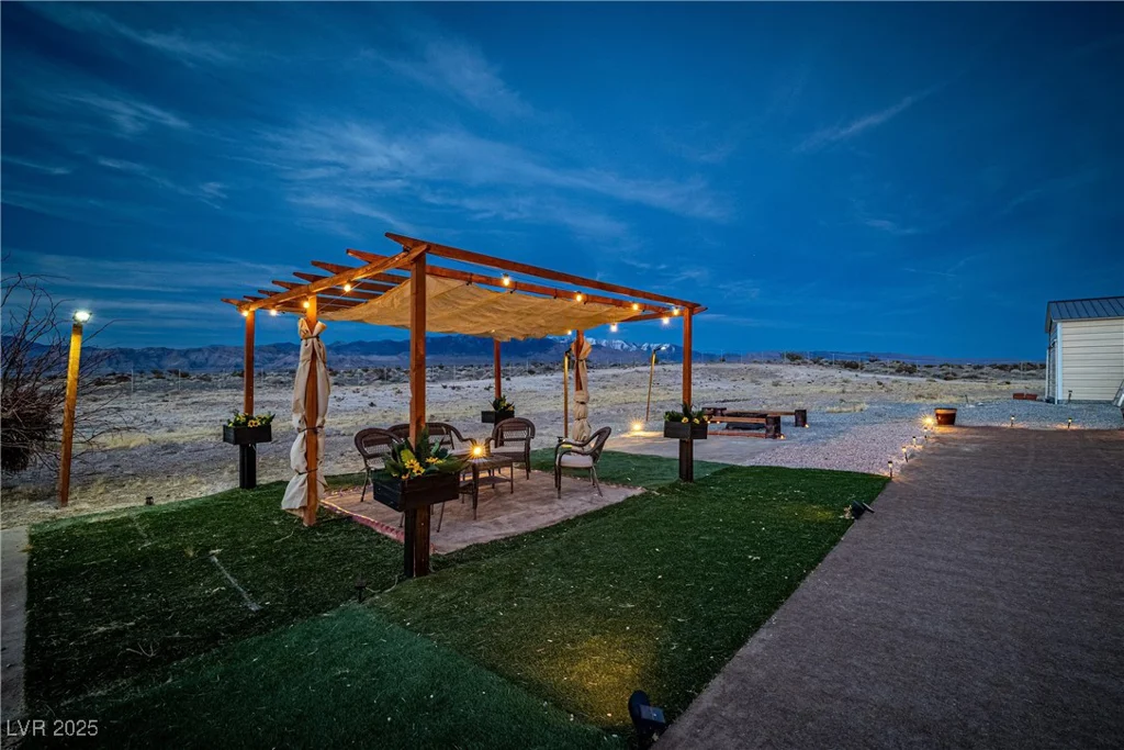 6220 H S, Pahrump, NV 89061
