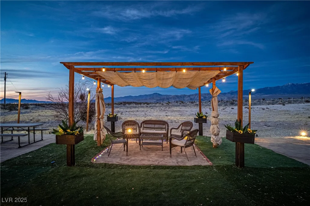 6220 H S, Pahrump, NV 89061