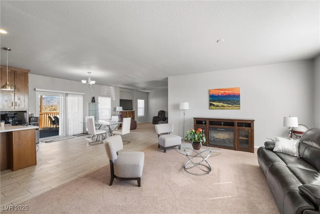 6220 H S, Pahrump, NV 89061