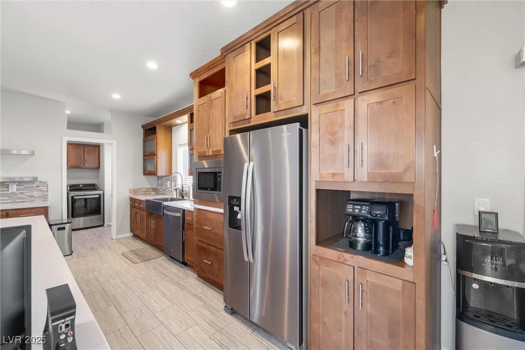6220 H S, Pahrump, NV 89061
