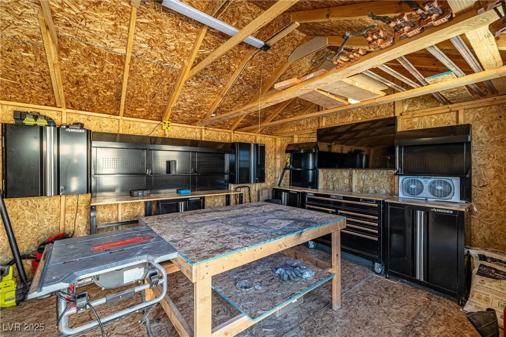 6220 H S, Pahrump, NV 89061