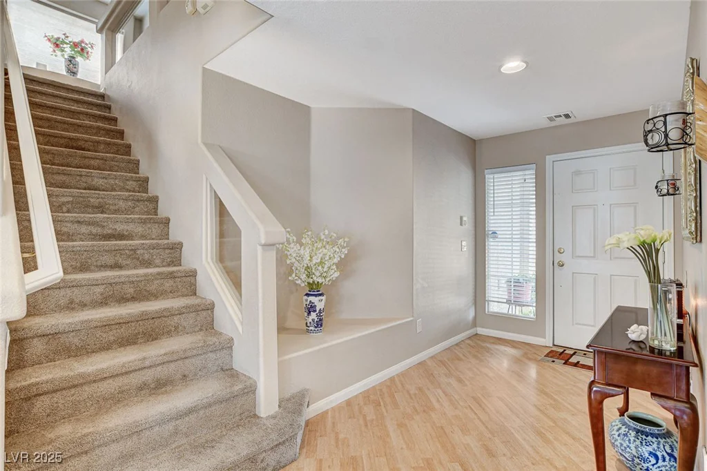 10657 Medicine Bow, Las Vegas, NV 89183