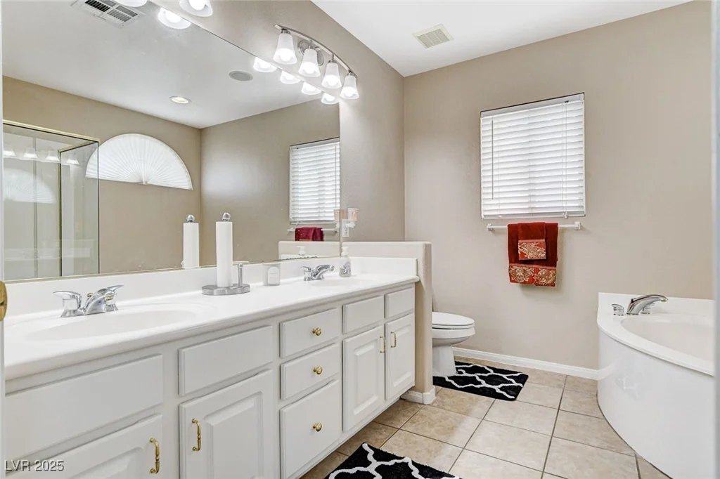 10657 Medicine Bow, Las Vegas, NV 89183