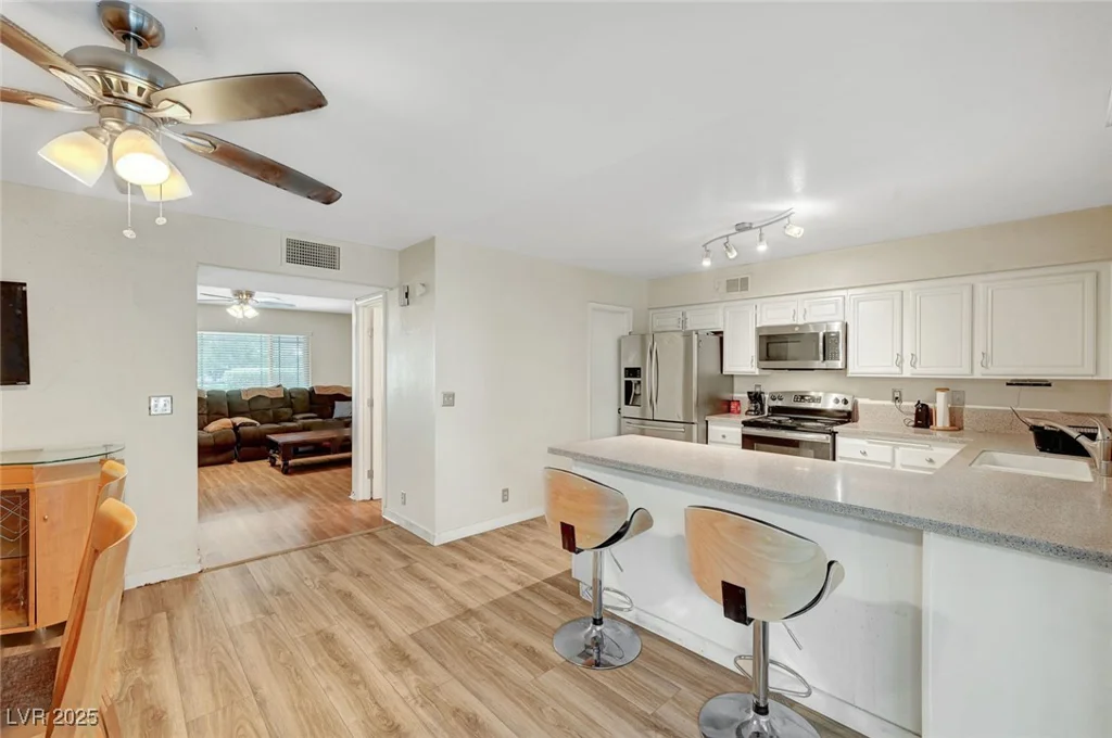 3261 Ennis, Las Vegas, NV 89121