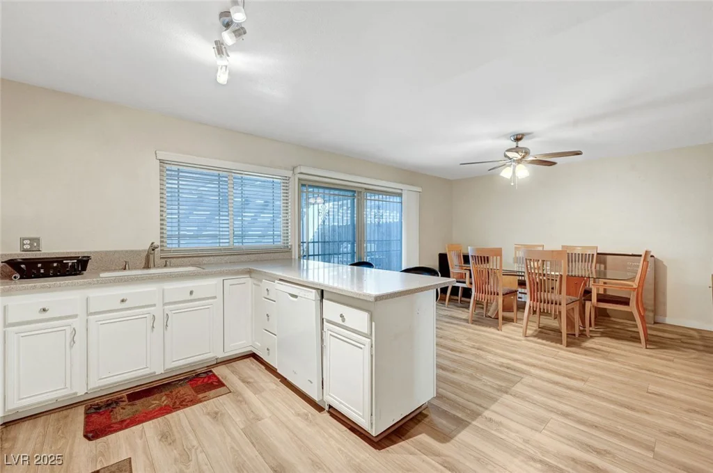 3261 Ennis, Las Vegas, NV 89121