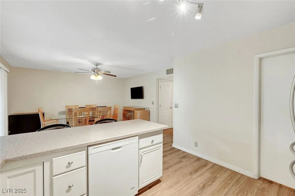 3261 Ennis, Las Vegas, NV 89121
