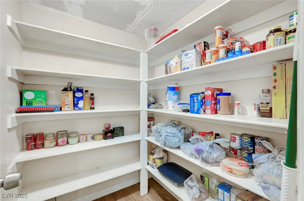3261 Ennis, Las Vegas, NV 89121