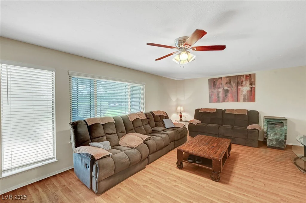 3261 Ennis, Las Vegas, NV 89121