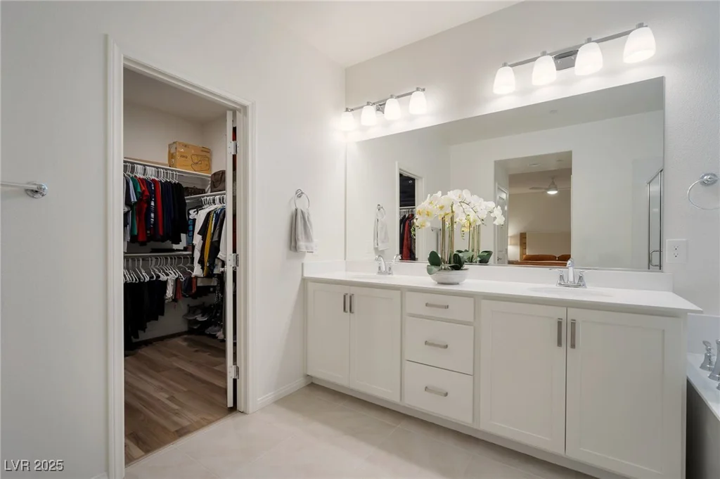 27 Parco Fiore, Henderson, NV 89011