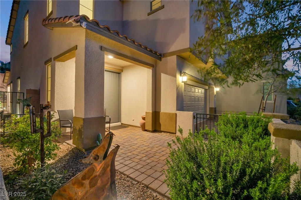 27 Parco Fiore, Henderson, NV 89011