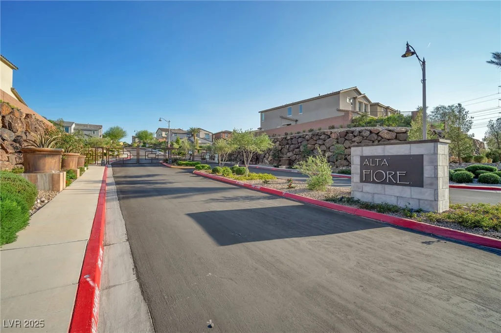 27 Parco Fiore, Henderson, NV 89011