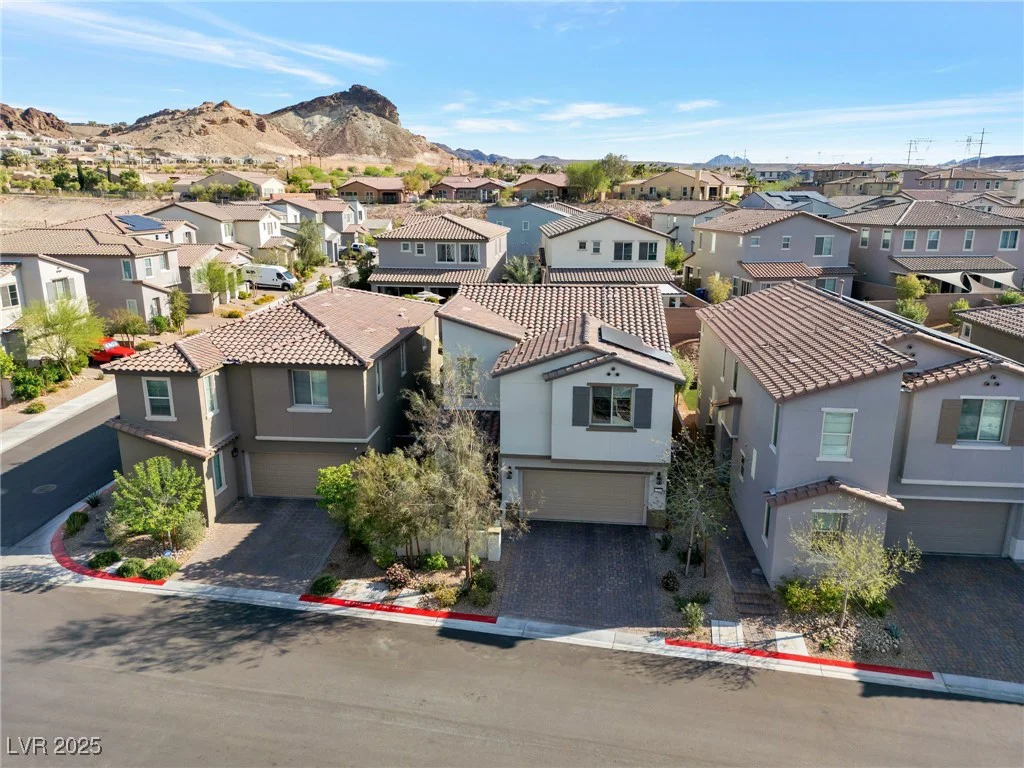 27 Parco Fiore, Henderson, NV 89011