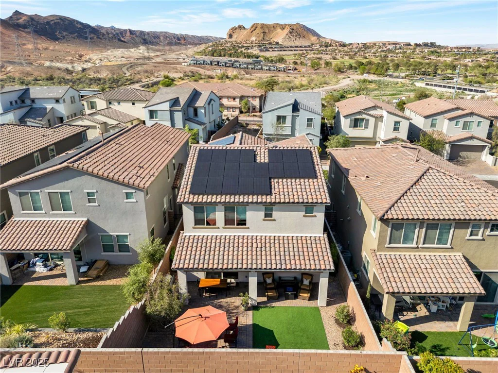 27 Parco Fiore, Henderson, NV 89011