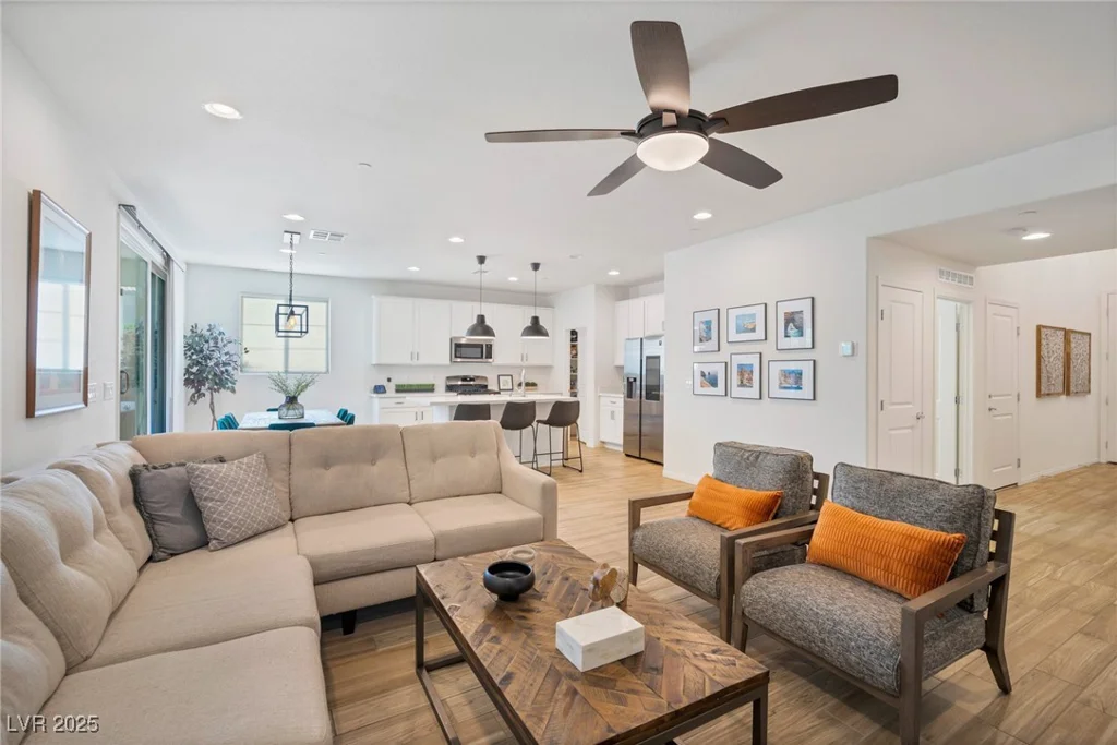 27 Parco Fiore, Henderson, NV 89011