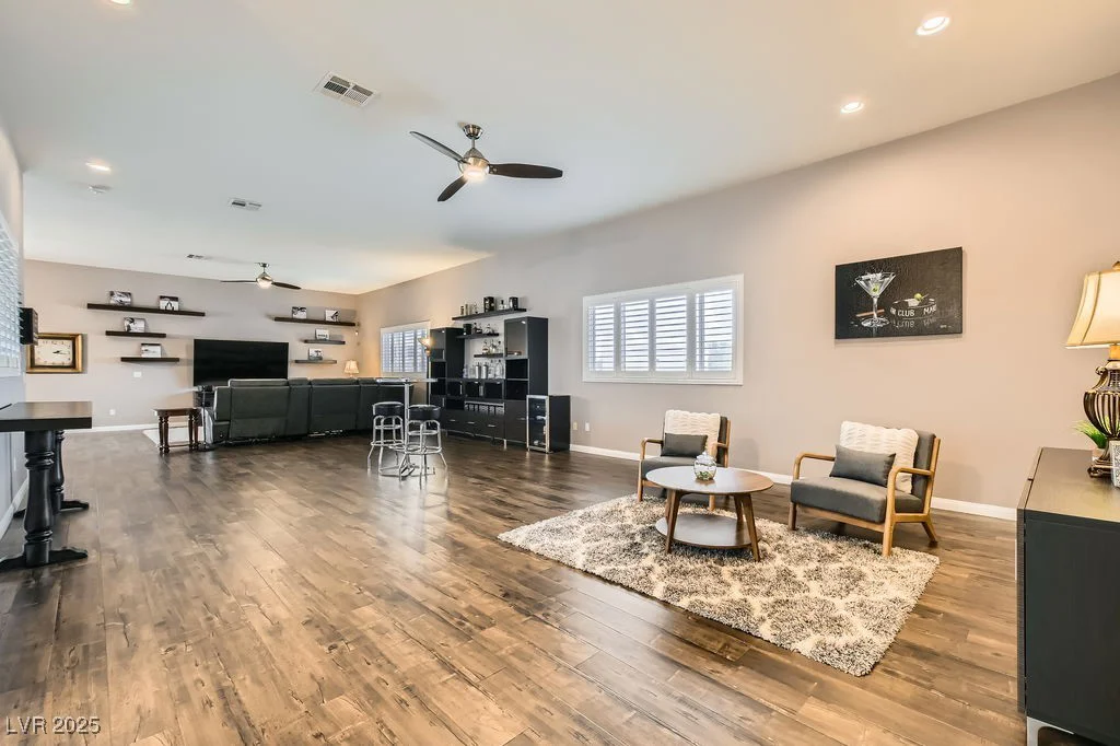 647 Foxhall Rd, Henderson, NV 89002