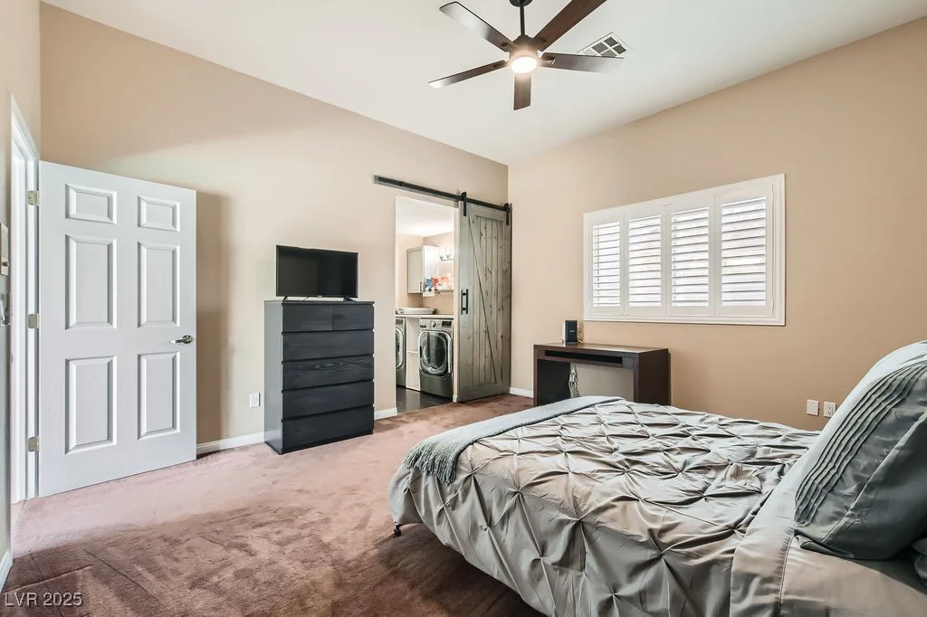 647 Foxhall Rd, Henderson, NV 89002