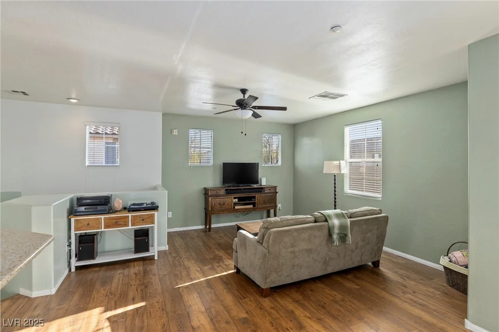 4350 Westbury Square, North Las Vegas, NV 89032