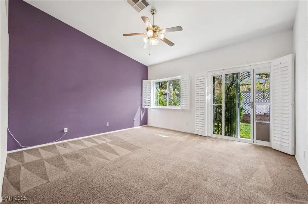 9211 Golden Feather, Las Vegas, NV 89147