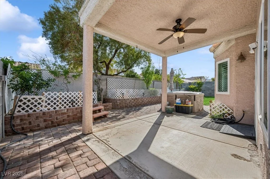 9211 Golden Feather, Las Vegas, NV 89147