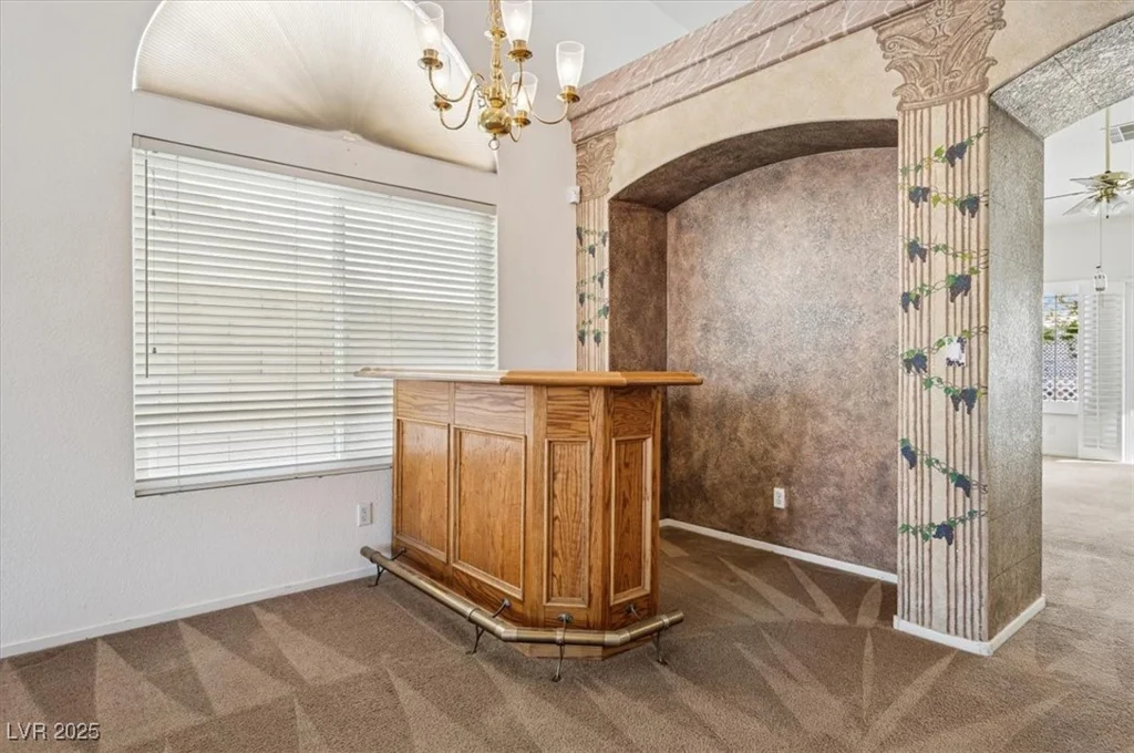 9211 Golden Feather, Las Vegas, NV 89147
