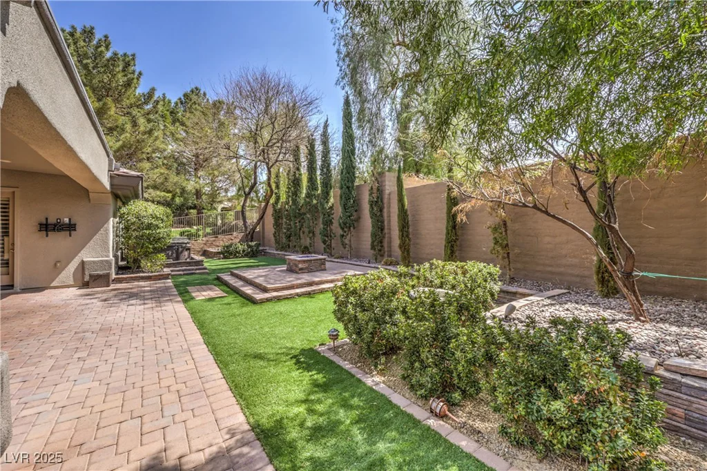 3 Glendora, Henderson, NV 89052