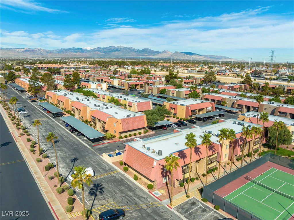 5339 Indian River, Las Vegas, NV 89103