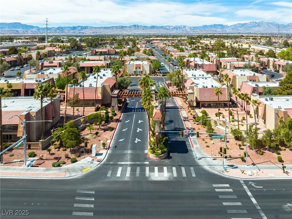 5339 Indian River, Las Vegas, NV 89103