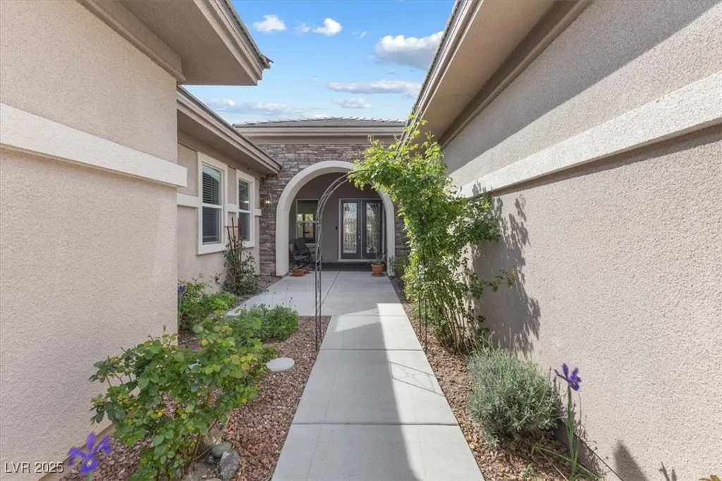 6895 Kelp Ledge, Las Vegas, NV 89131