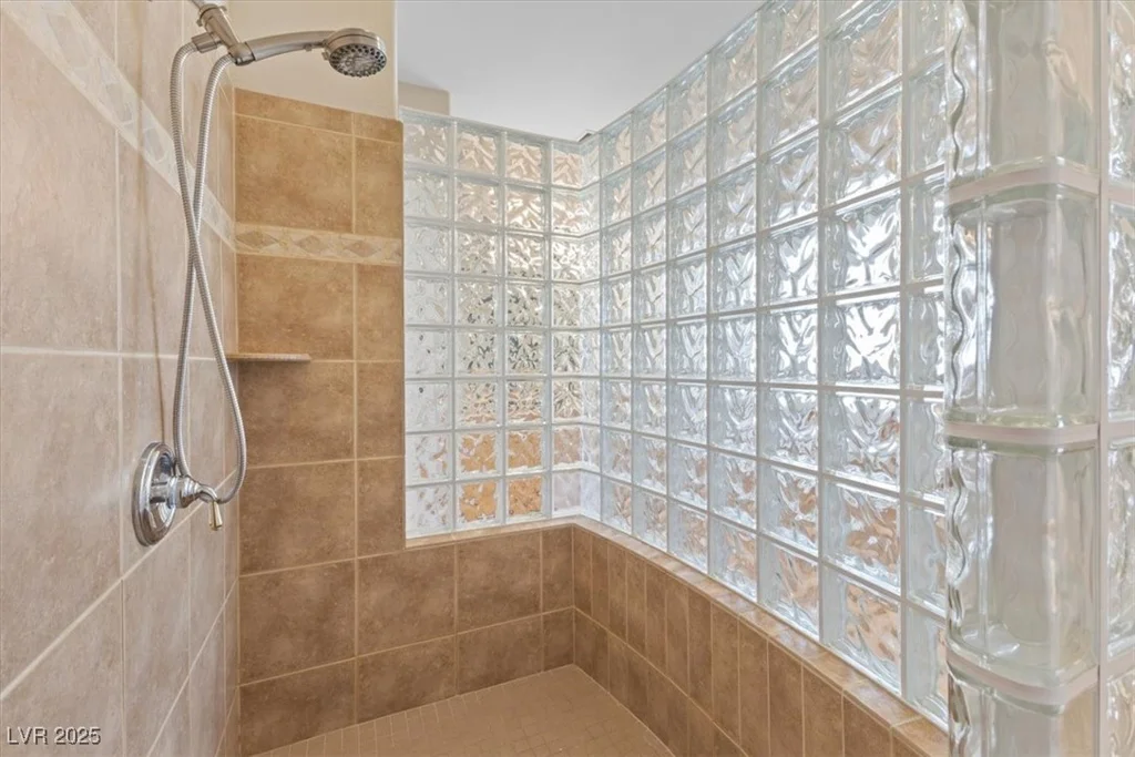 6895 Kelp Ledge, Las Vegas, NV 89131