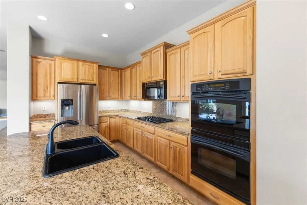 6895 Kelp Ledge, Las Vegas, NV 89131
