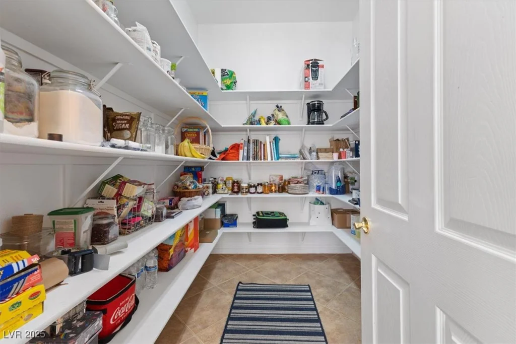 6895 Kelp Ledge, Las Vegas, NV 89131