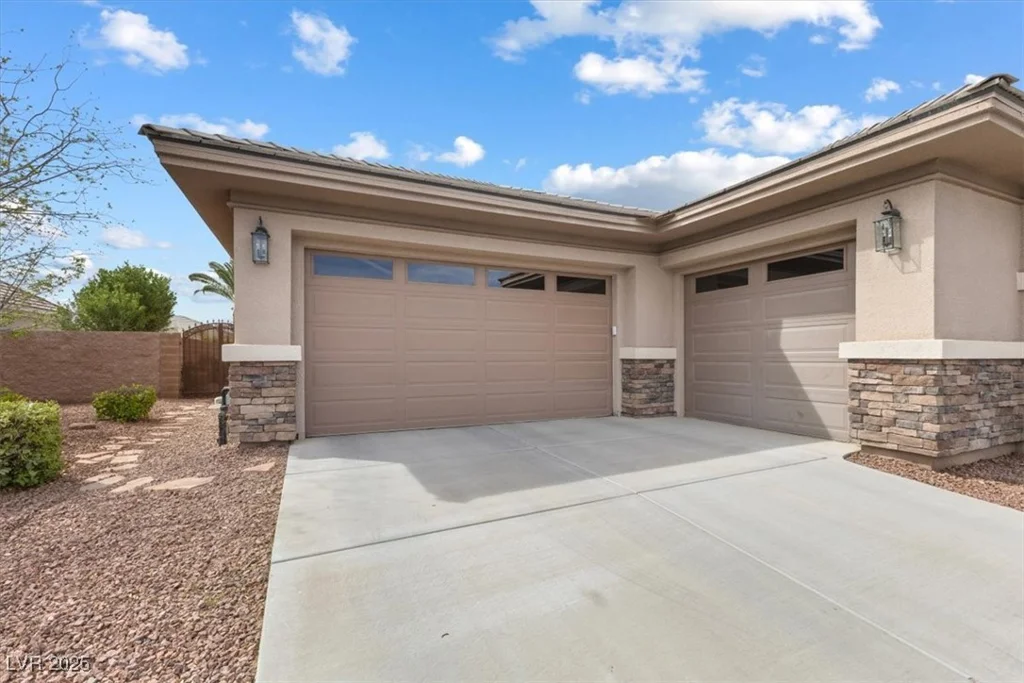 6895 Kelp Ledge, Las Vegas, NV 89131