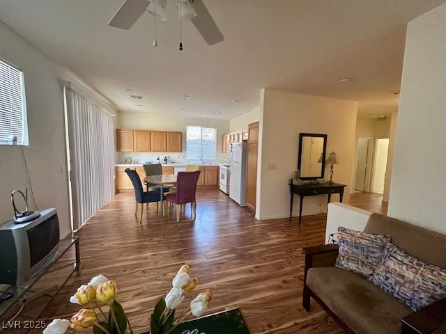10516 Angel Dreams, Las Vegas, NV 89144