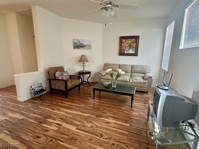 10516 Angel Dreams, Las Vegas, NV 89144