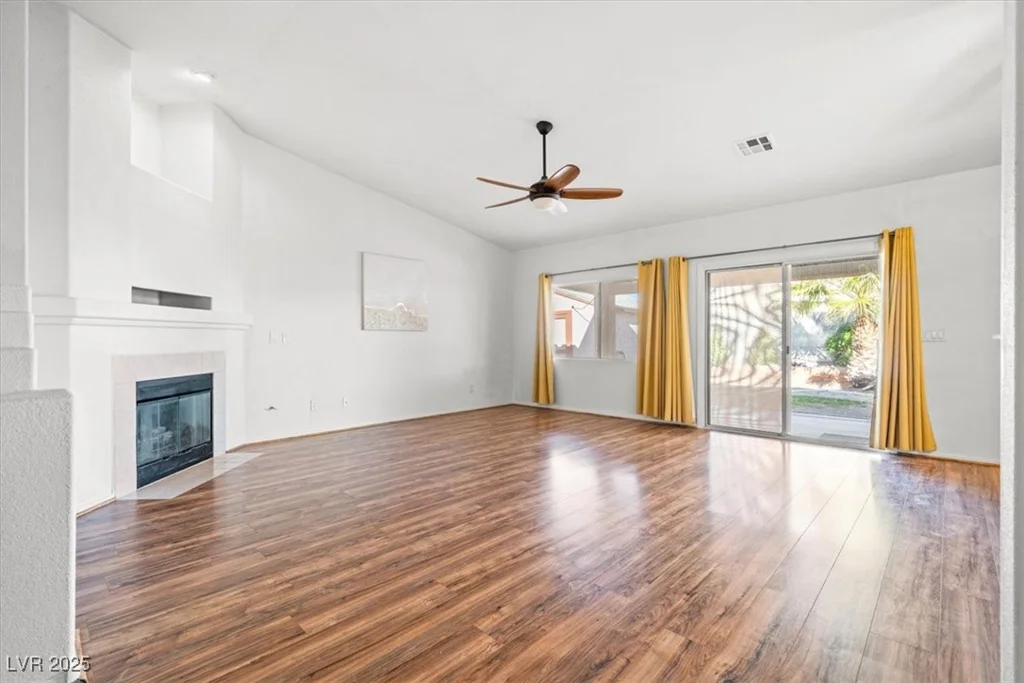 7033 Red Tide, Las Vegas, NV 89131
