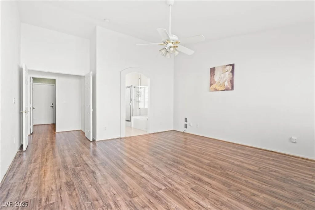7033 Red Tide, Las Vegas, NV 89131
