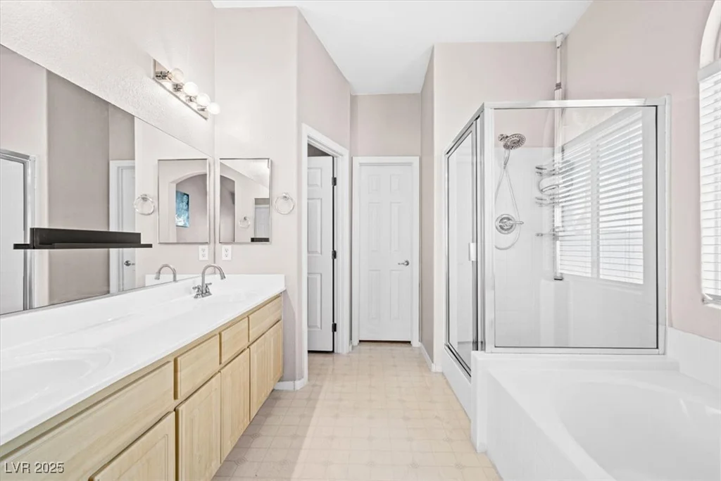 7033 Red Tide, Las Vegas, NV 89131