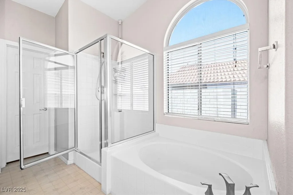 7033 Red Tide, Las Vegas, NV 89131