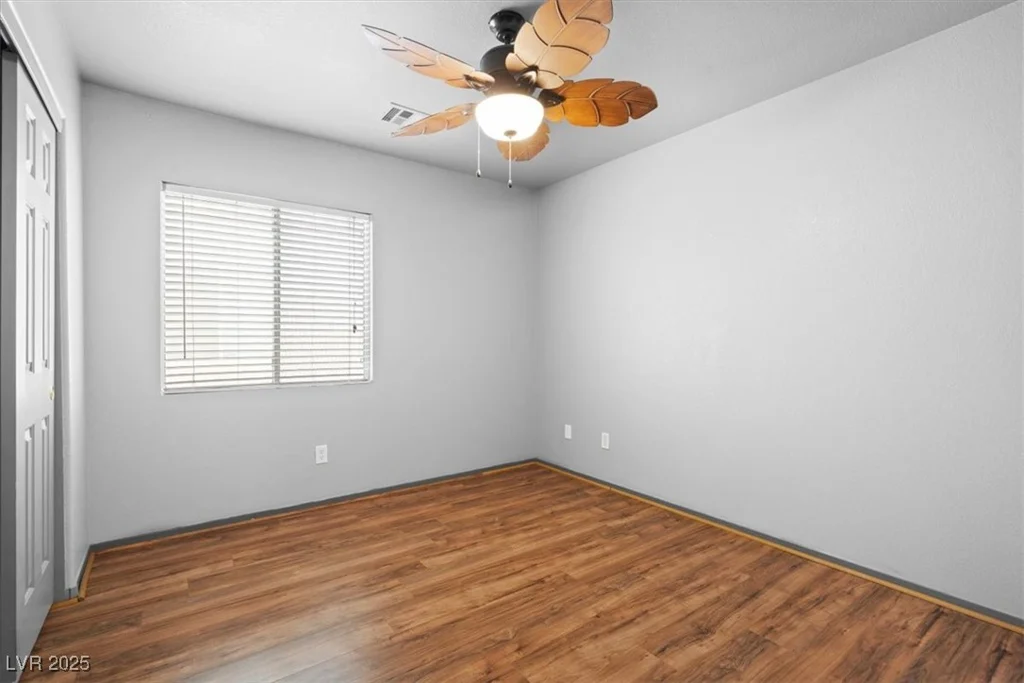 7033 Red Tide, Las Vegas, NV 89131