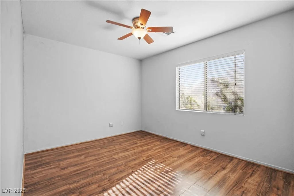 7033 Red Tide, Las Vegas, NV 89131
