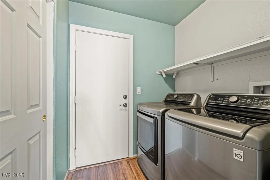 7033 Red Tide, Las Vegas, NV 89131