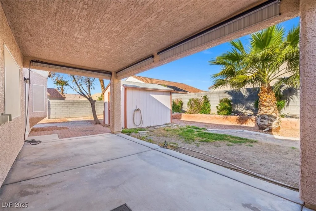 7033 Red Tide, Las Vegas, NV 89131