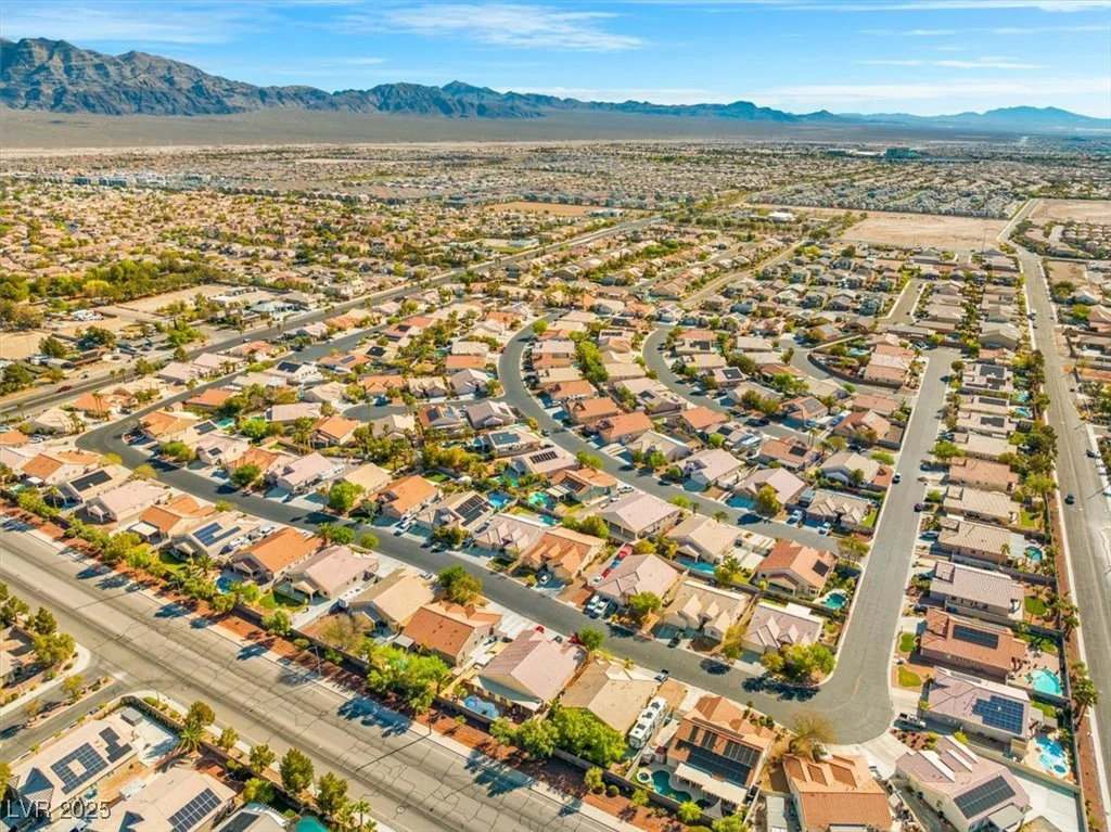 7033 Red Tide, Las Vegas, NV 89131