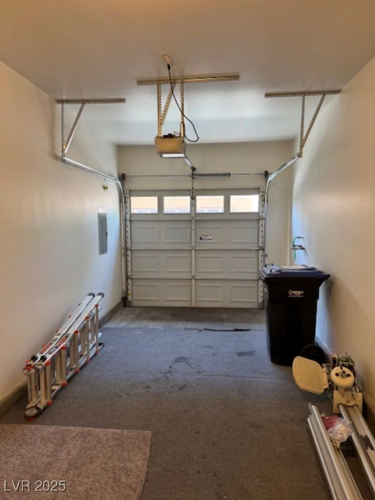 9303 Gilcrease, Las Vegas, NV 89149