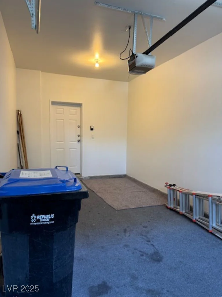 9303 Gilcrease, Las Vegas, NV 89149